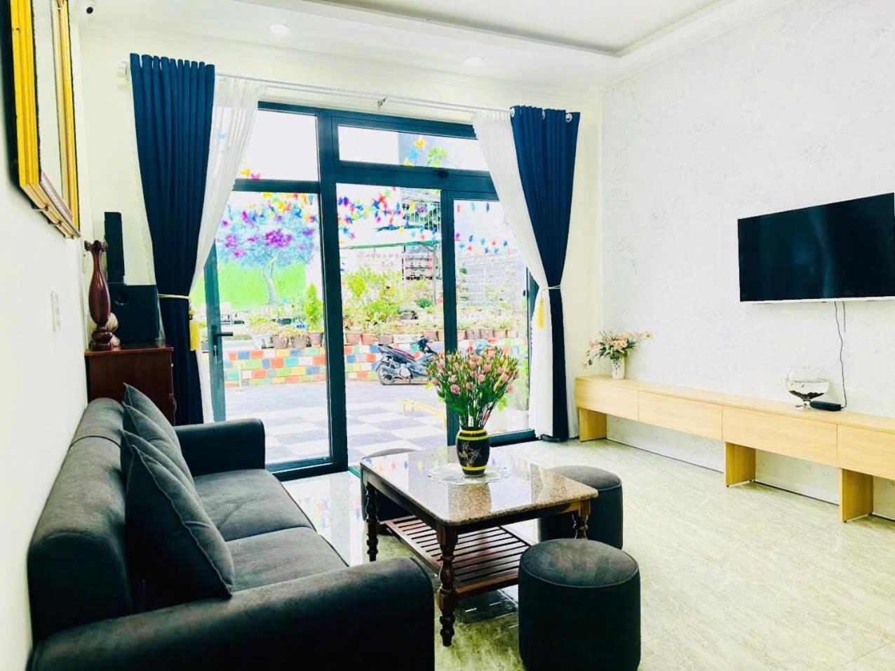 Bách Thảo Hotel Dalat Exterior foto